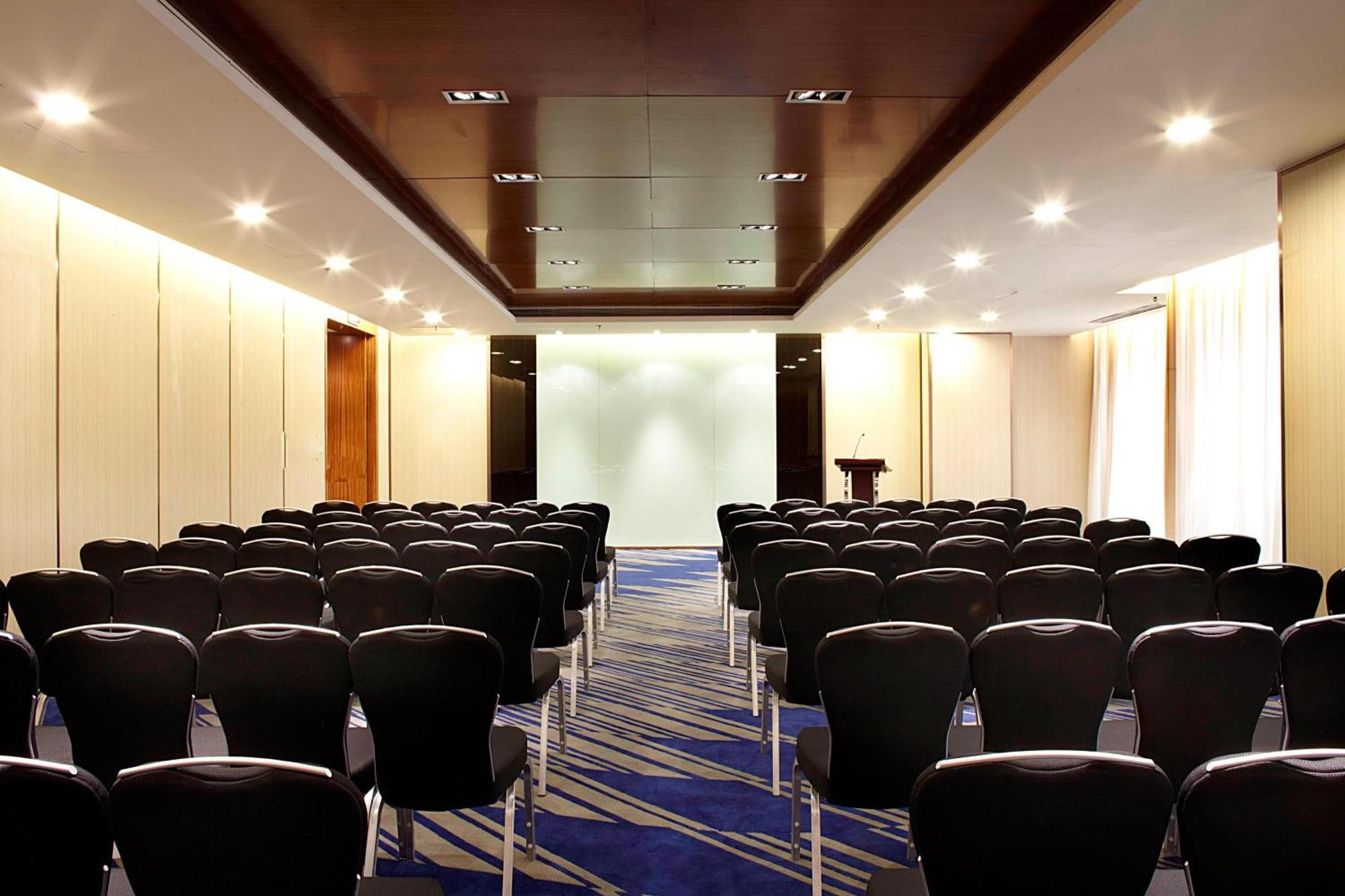 Courtyard By Marriott Shanghai Jiading Buitenkant foto
